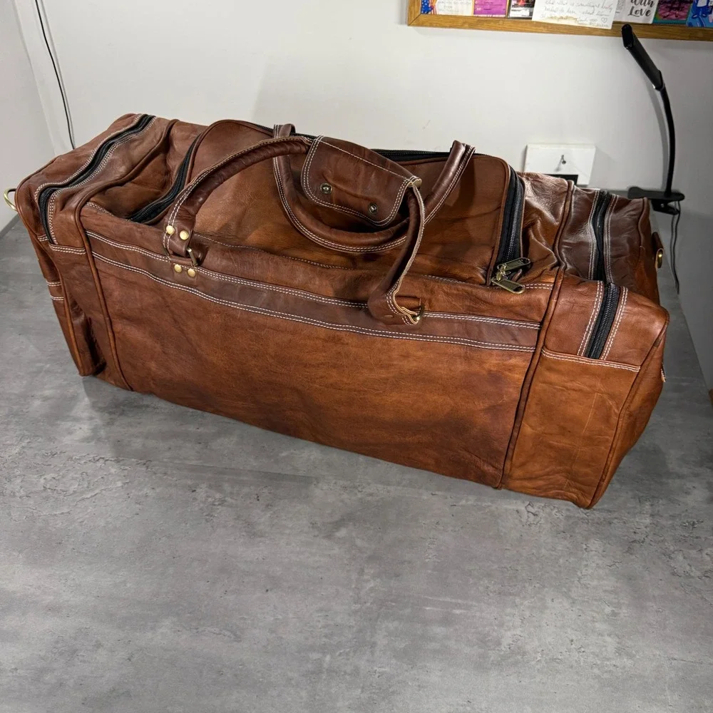 MaheTri Walker Leather Weekender 30